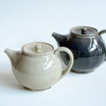 田谷直子　灰釉ポット　薄瑠璃ポット