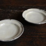 小山乃文彦　粉引輪花小皿