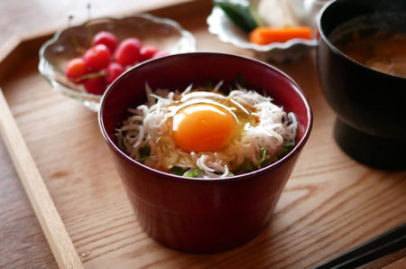 和食は漆器で食べたい。