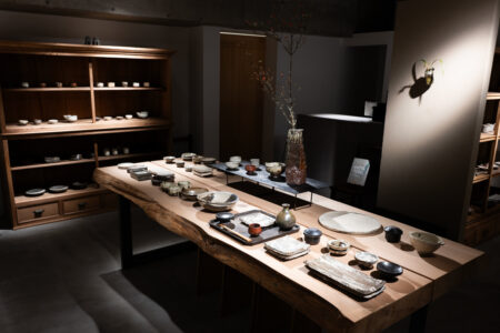 「田中孝太展」の器、並びました